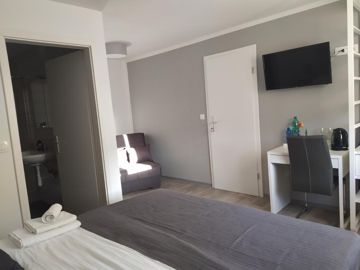 Apartment Trubarjeva33, Near Ljubljana, Free Parking Velike Lasce ภายนอก รูปภาพ