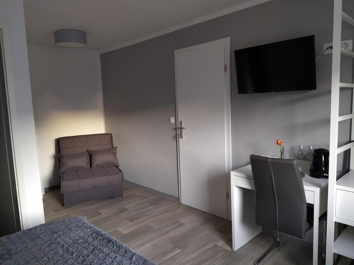 Apartment Trubarjeva33, Near Ljubljana, Free Parking Velike Lasce ภายนอก รูปภาพ